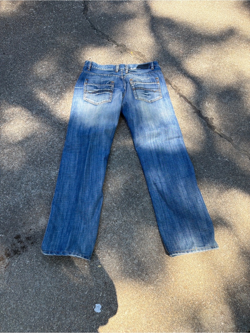 Diesel Larkee Style Jeans – Men’s 32 | Straight Leg Distressed Wash - Picture 2 of 6